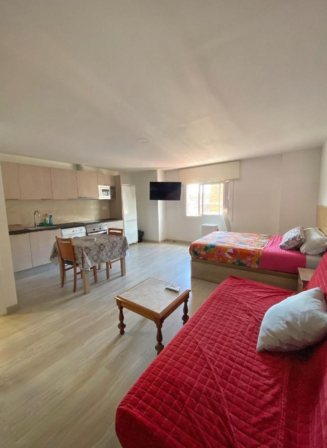 Hostel Penedes Vilafranca del Penedès Exteriér fotografie